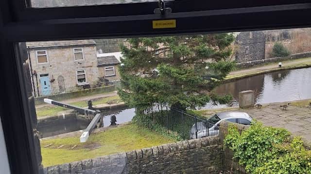 Accommodation at The Toothless Mog in todmorden