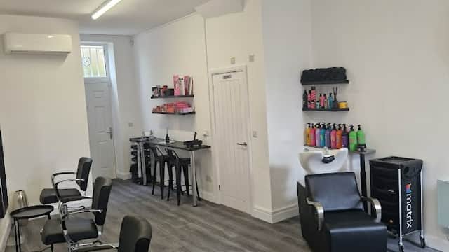 Fabulous Hair - Hair Salons in killingbeck