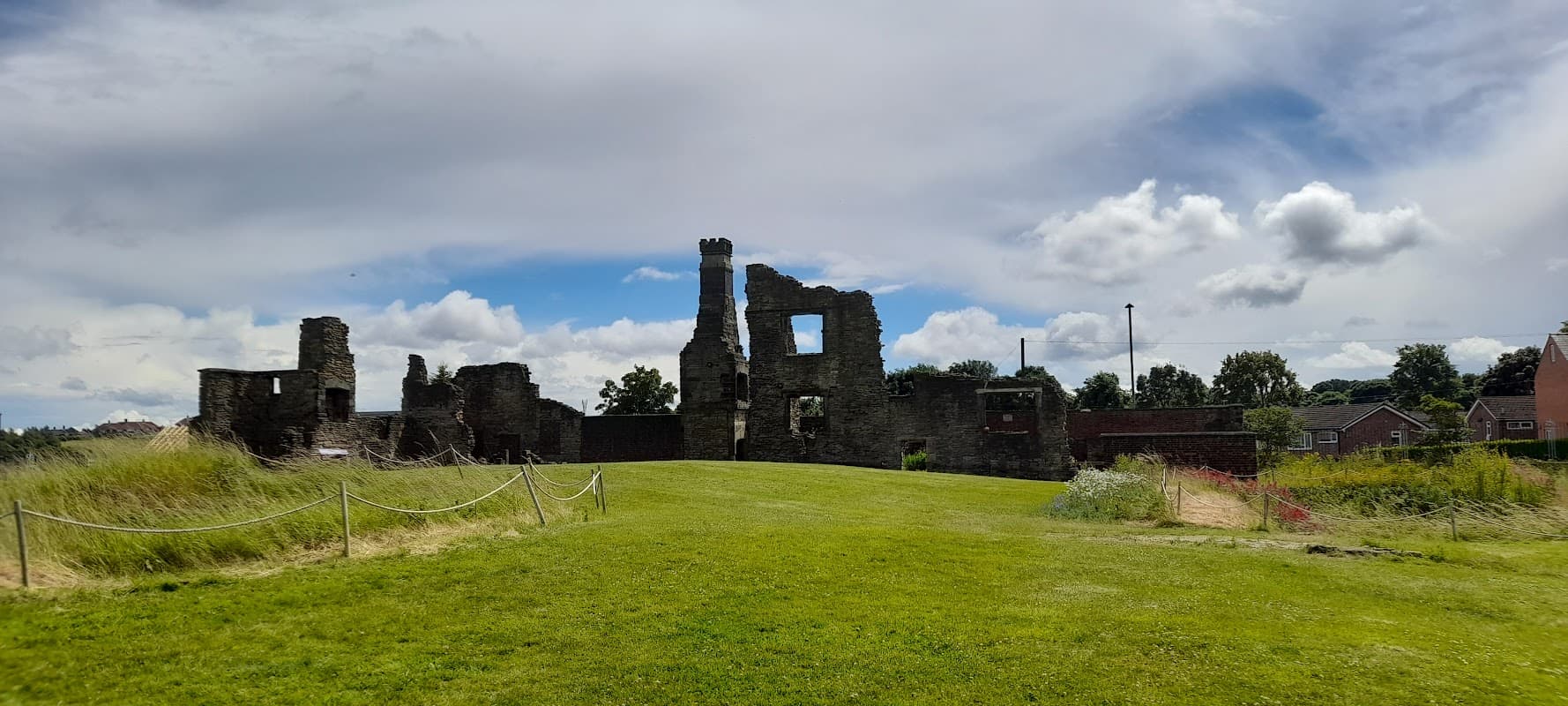 Discovery Centre & Lodge
