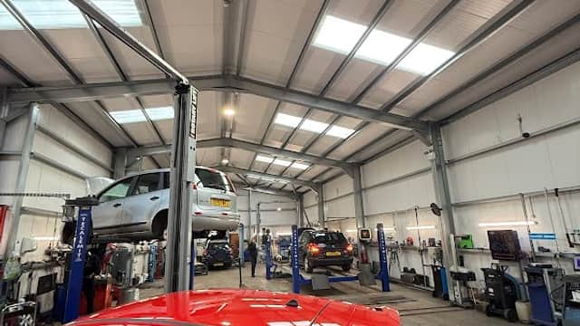 Savi Autocare - Garages in keighley