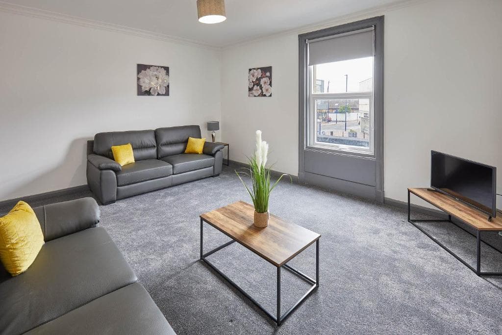 Host & Stay - Clarendon Apartments