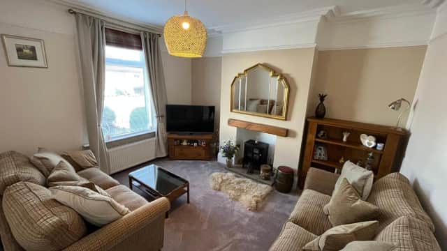 Accommodation at Beautiful 3 Bedroom Home. Entire House in ossett