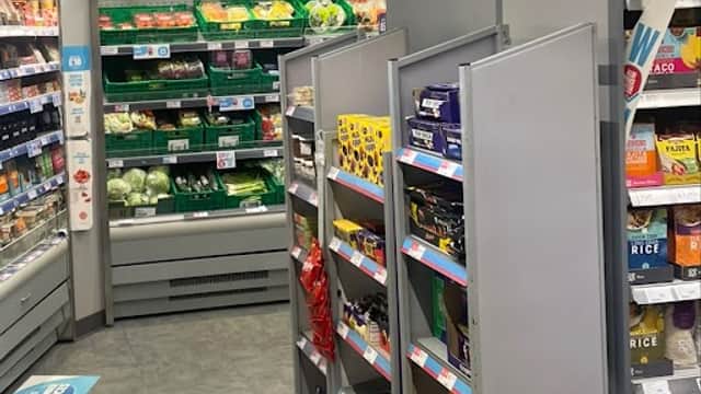 Co-op Food - Hawkesworth Wood - Broadway - Corner Shops in horsforth