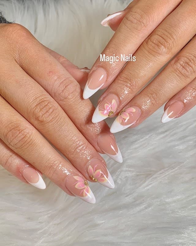 Magic nails Sheffield