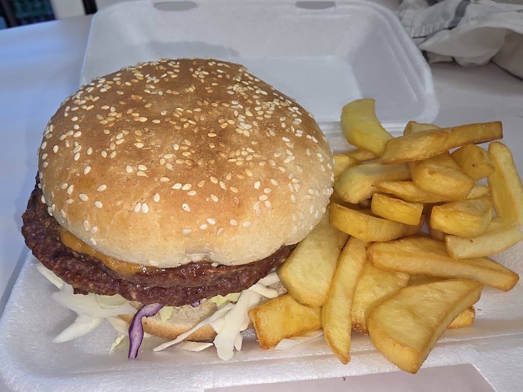 Cluckys Fried Chicken