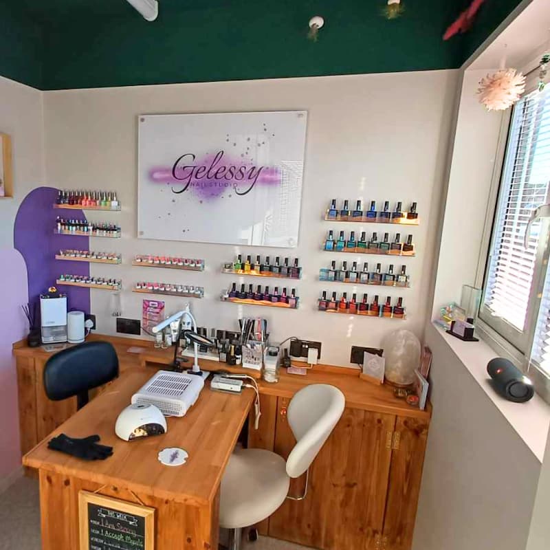 Gelessy Nail Studio