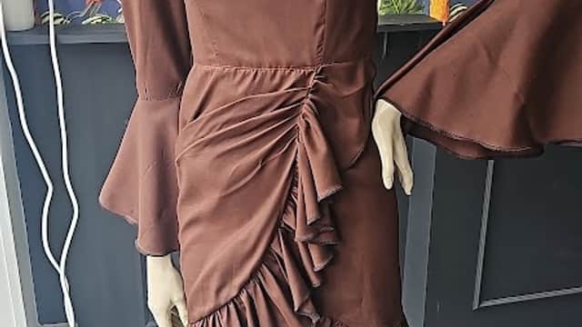 Fari Tailor and Designer - Tailors in mexborough
