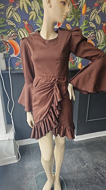 Fari Tailor and Designer