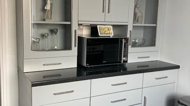 Tony Rosser Decorating - Painters & Decorators in conisbrough