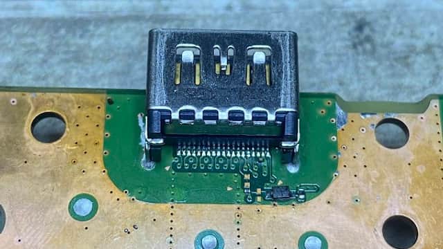 We solder - Tech & Electronics in heckmondwike
