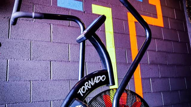 TRAX GYM HAWORTH - Gyms in cross roads