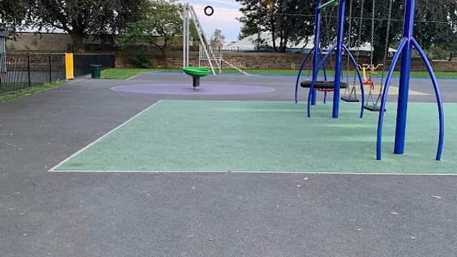 Childrenβs play park - Playgrounds in guiseley