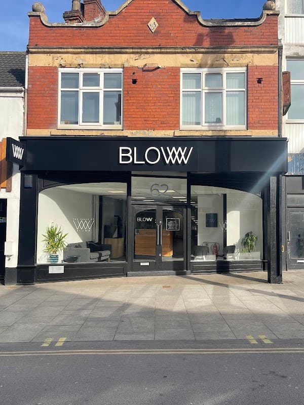 Bloww by Kevin & Guy