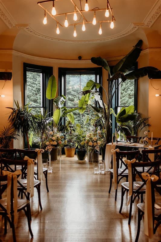 Hyde Park Flower Club by Dottie's