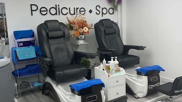 KT Nails & Spa - Nail Salons in hessle