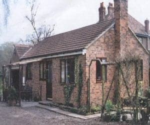 Long Acre Lodge