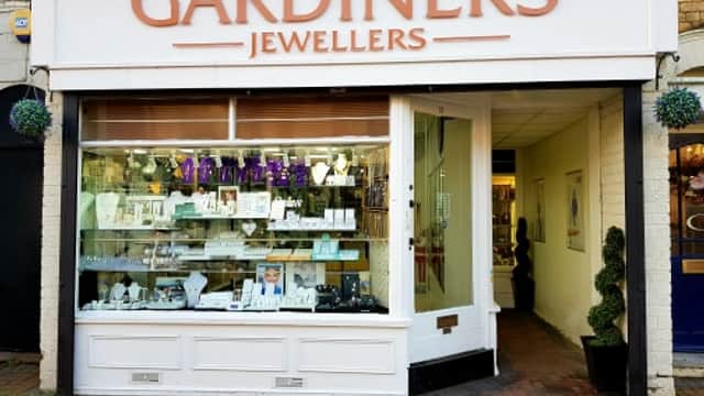 Gardiners Jewellers - Jewellers in hessle