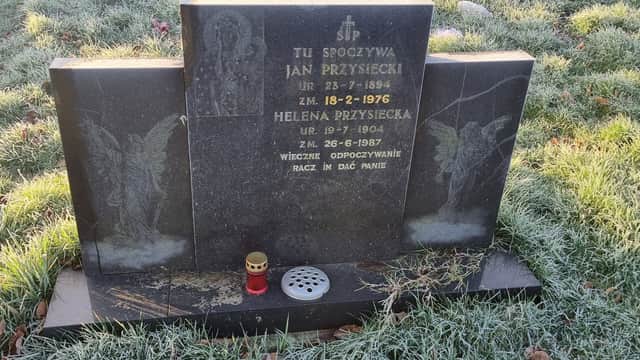 Polish Allotment at the Killingbeck Chatolic Cemetery - Cemeteries in colton