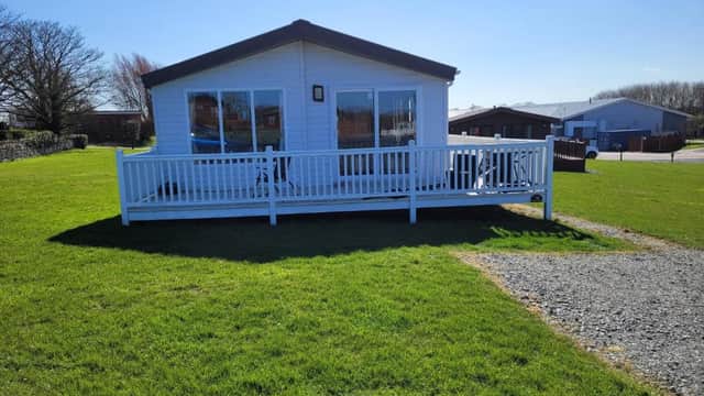 Accommodation at Remarkable 3-Bed House in Hull in tunstall