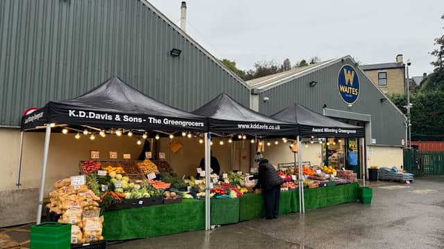 K.D.Davis & Sons (The Greengrocers) - Greengrocers in conisbrough
