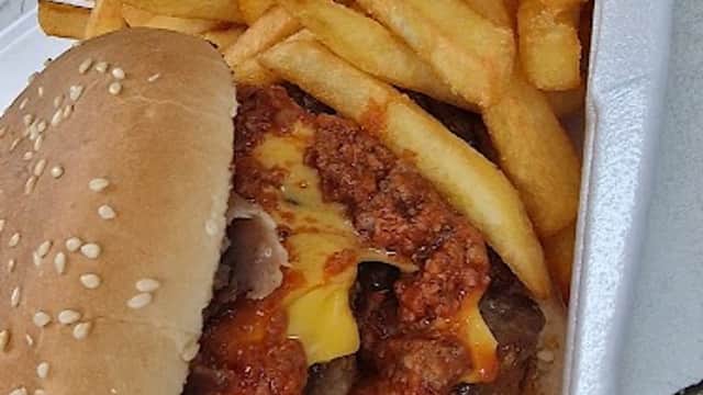 Chattas Pizzeria - Takeaway in pontefract