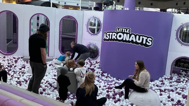 Little Astronauts - Entertainment in hull