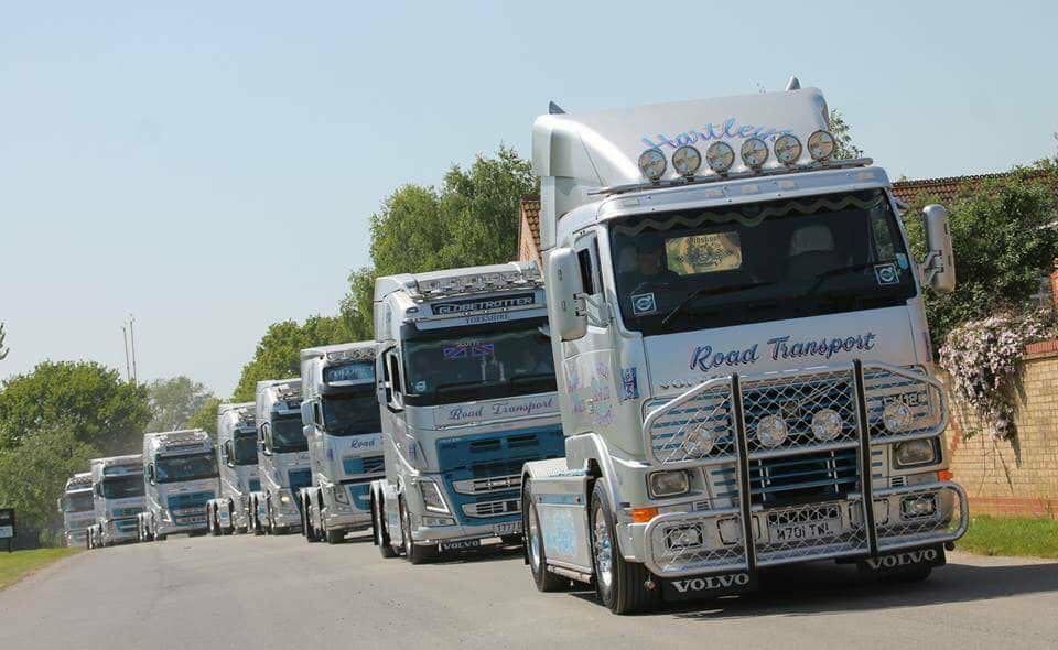 Des Hartley & Sons LTD Transport