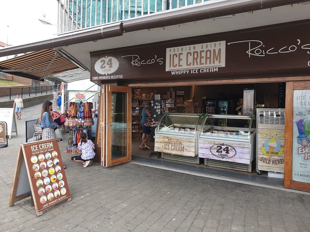 Roicco's - Ice Cream Parlour