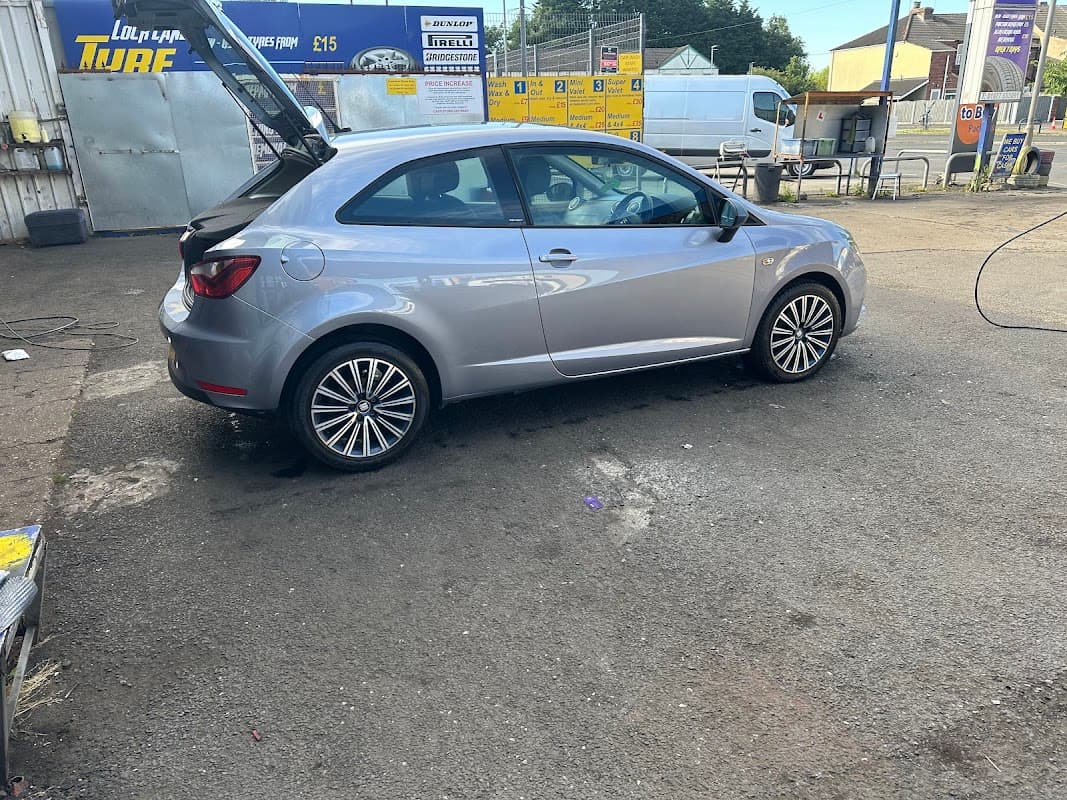 Castleford Hand Car Wash & Valeting Centre