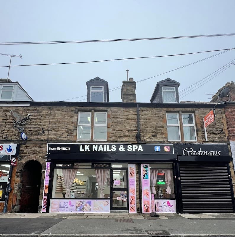 LK Nails And Spa