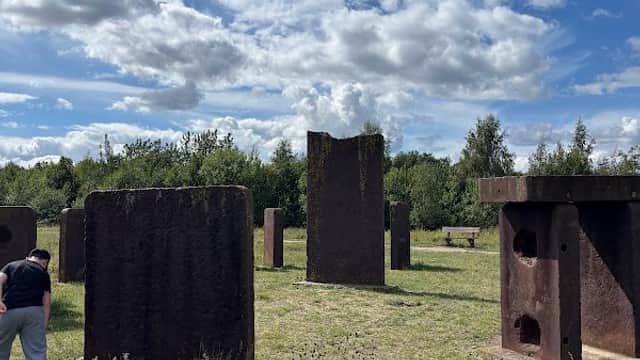 Steel Henge - Attraction in rotherham
