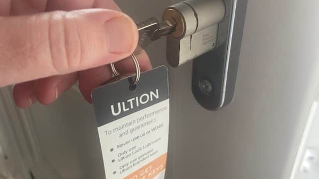 Get In Female Locksmith - Locksmiths in bingley