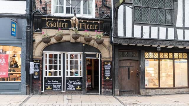 Accommodation at Golden Fleece York in york