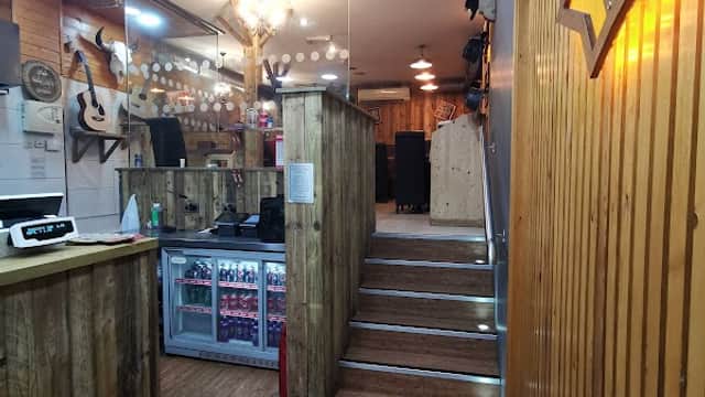 Dining at Howdy Beeston in beeston