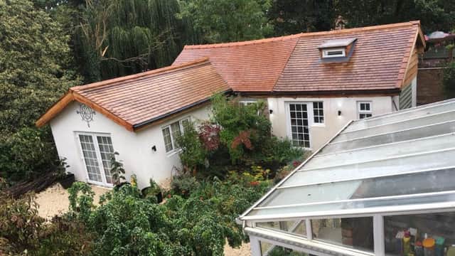 Accommodation at The LITTLE HOUSE in HULL in hull