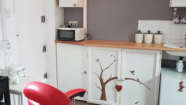 Flicks - Hair Salons in dewsbury