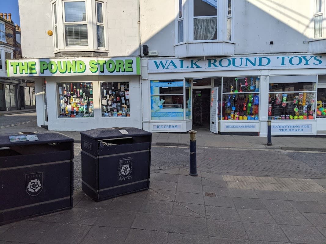 The Pound plus Store