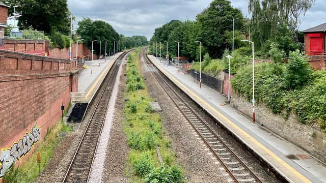 Cross Gates - Railway Stations in killingbeck