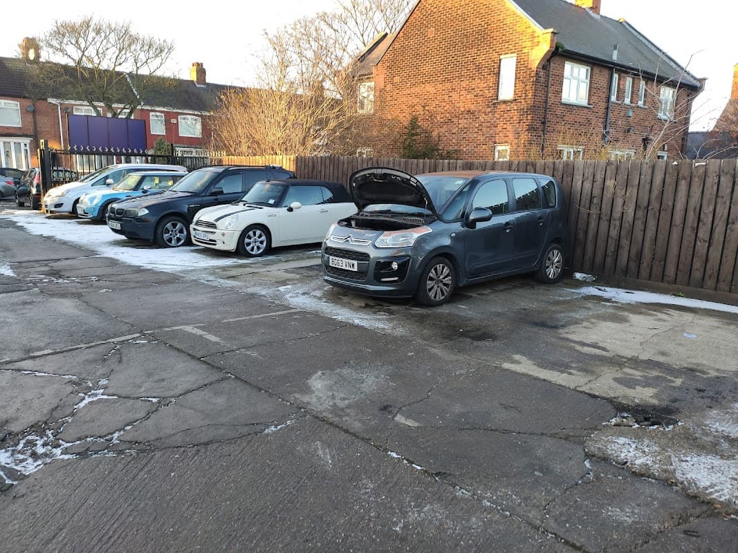 EAST HULL MOT AND REPAIR CENTER