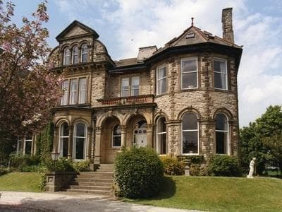 Bellfield Holiday Suites