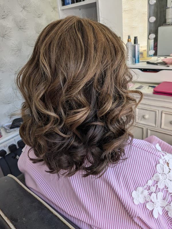 The Little Salon