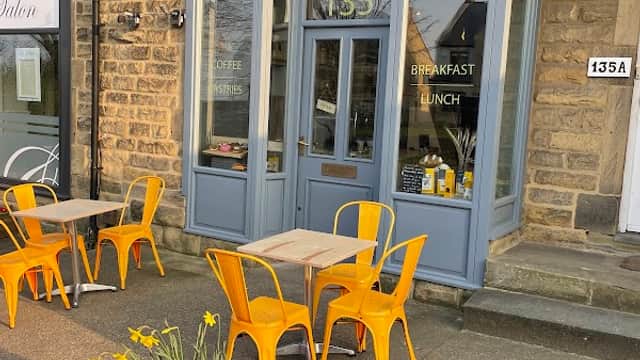 Cafe Harlow Hill coffee House in harrogate