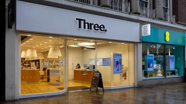 Three - Phone Shops in hull
