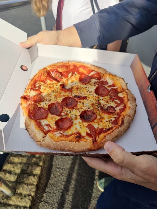 Rustic Pizza & Prosecco Bar