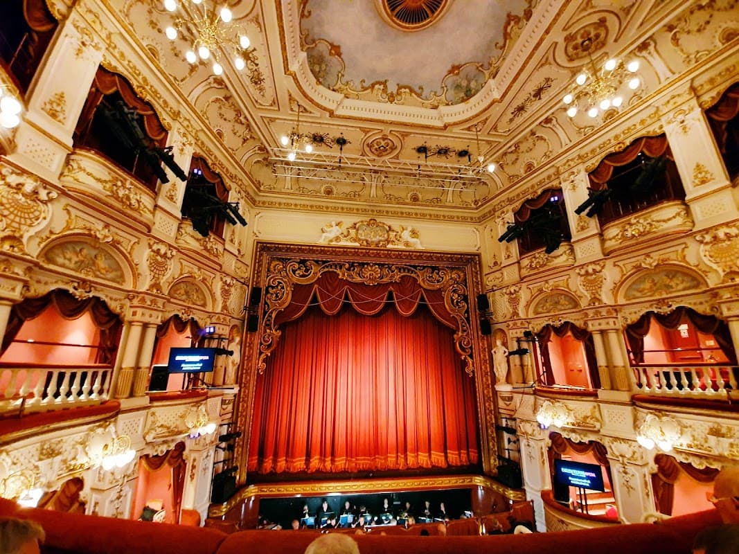 Lyceum Theatre