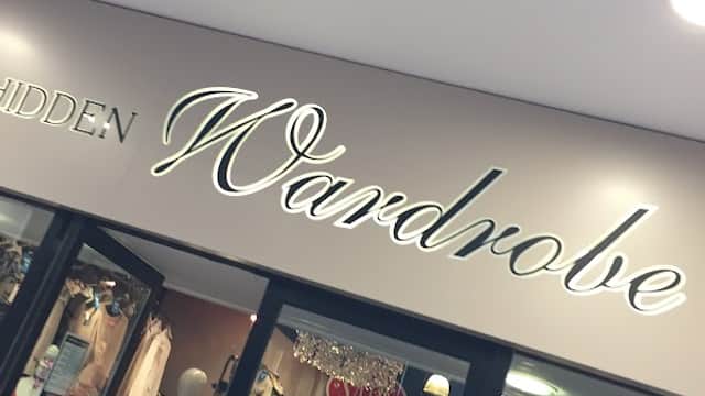 Hidden Wardrobe - Cashmere scarves Leeds | Jewellery Shop | Gift Shop - Clothes Shops in huddersfield