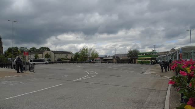 Bus Station Arrive - Bus Stops in skipton
