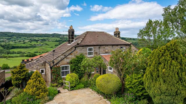 Accommodation at Dolly Cottage in sleights