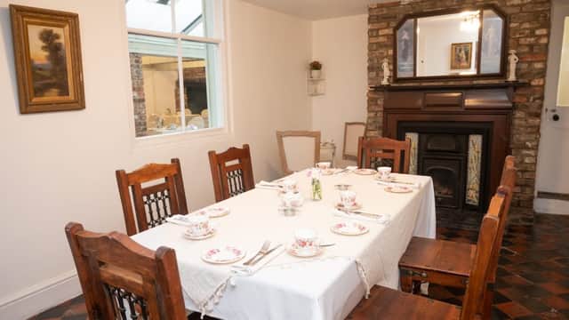 Dining at Tête-À-Tête in beverley