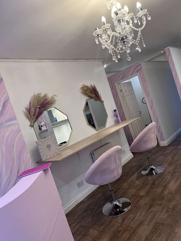 LV Hair & Beauty